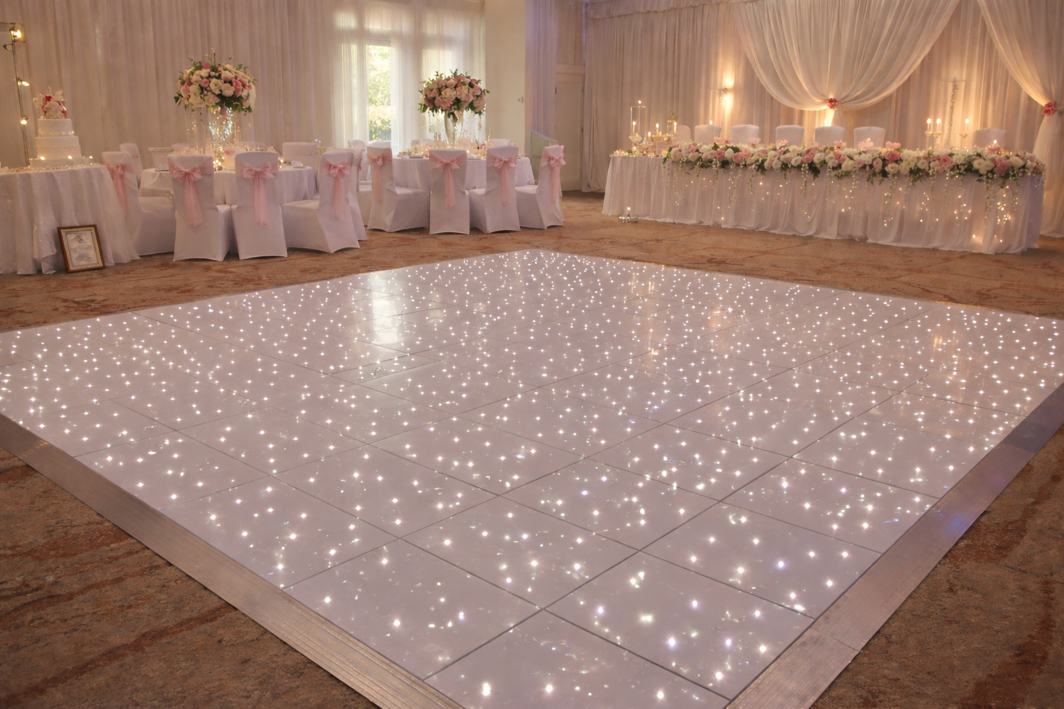 Illuminated LED dancefloor